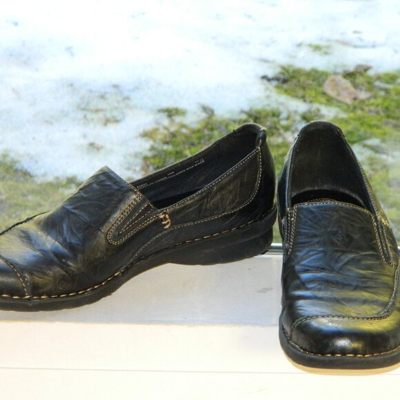 2 for/ $40 Clarks Bendable Black Leather Flat Pull on Shoes Size 10 Model #83531 - Picture 5 of 10